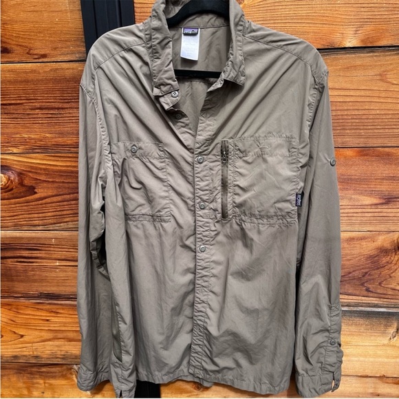 Bundle of Patagonia items - Picture 2 of 15